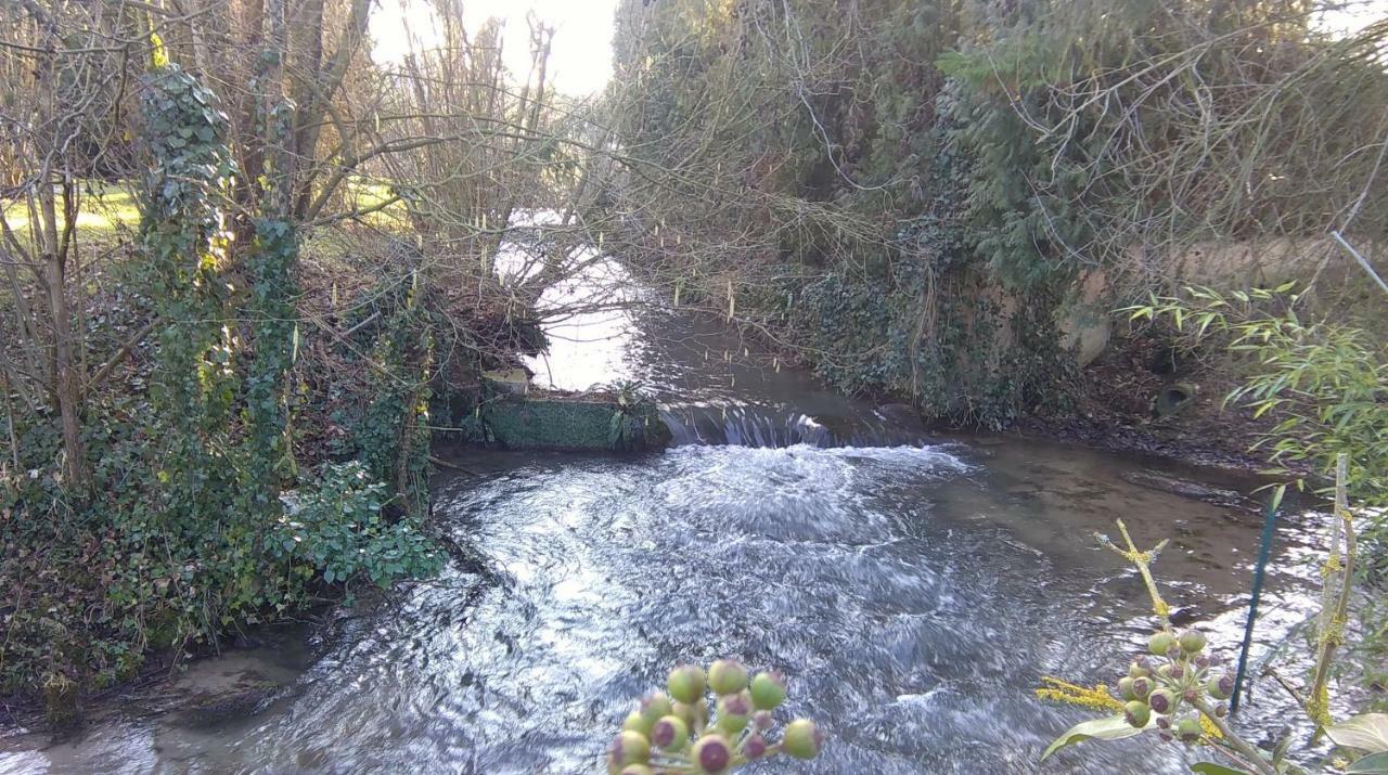 Le Moulin Aux Moines Bed and Breakfast Croissy-sur-Celle Esterno foto